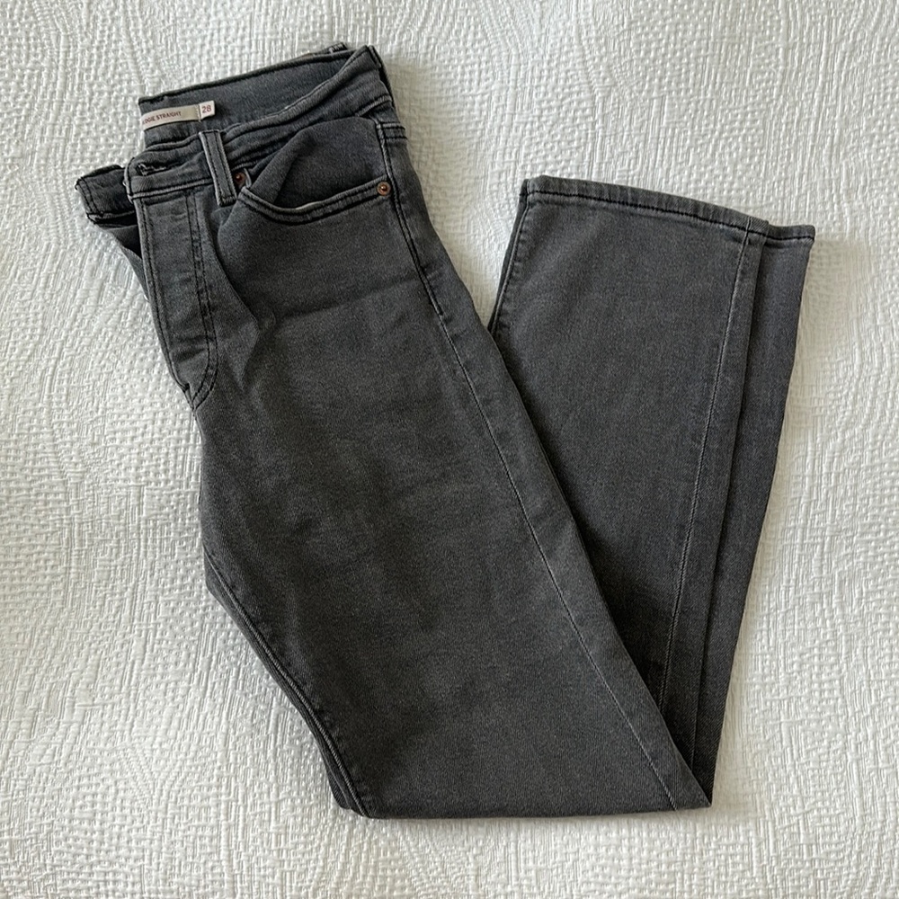 Levi’s Grey Wedgie Straight Jeans